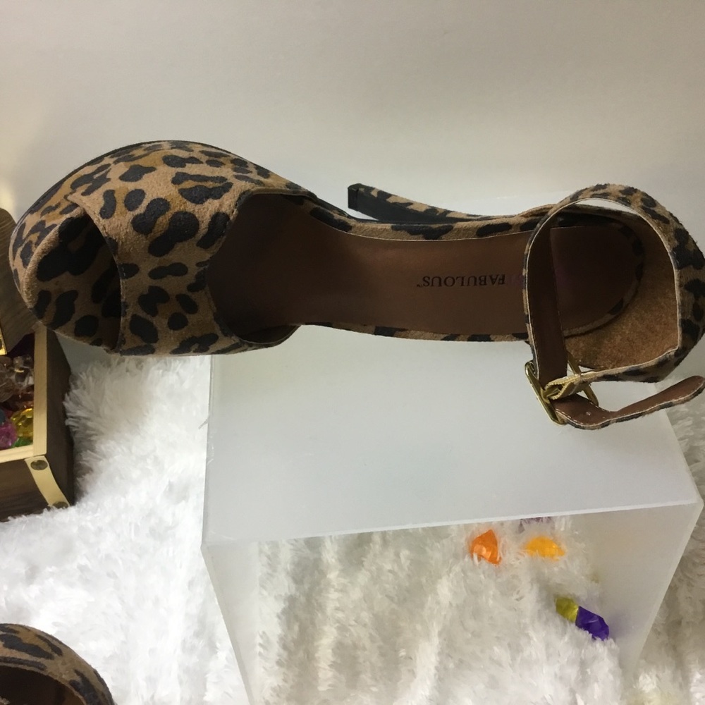 Women Platform Heels NWOT 003 - Picture 5 of 7